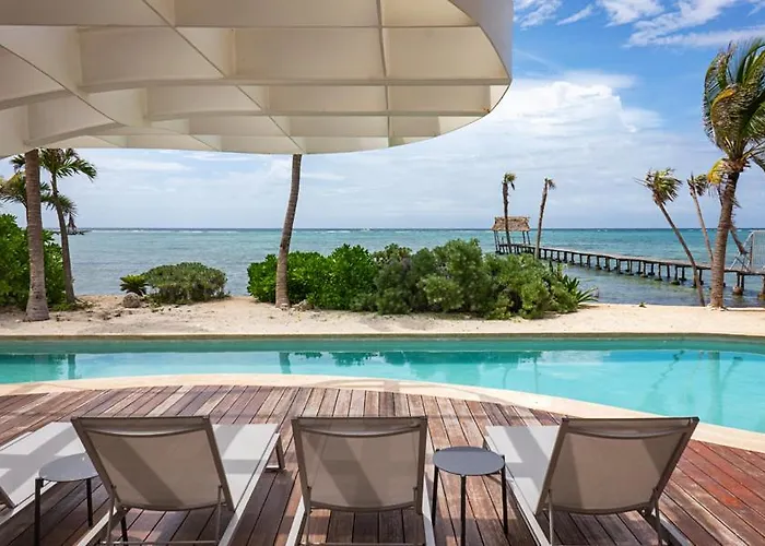 Beachfront 3br At Tankah Bay *